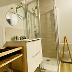 Atypique- Esprit Atelier Loft - Parking Prive - Wifi - Video 阿棉