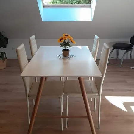 Apartament Atypique- Esprit Atelier Loft - Parking Prive - Wifi - Video *