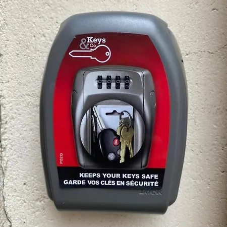 Apartament Atypique- Esprit Atelier Loft - Parking Prive - Wifi - Video *